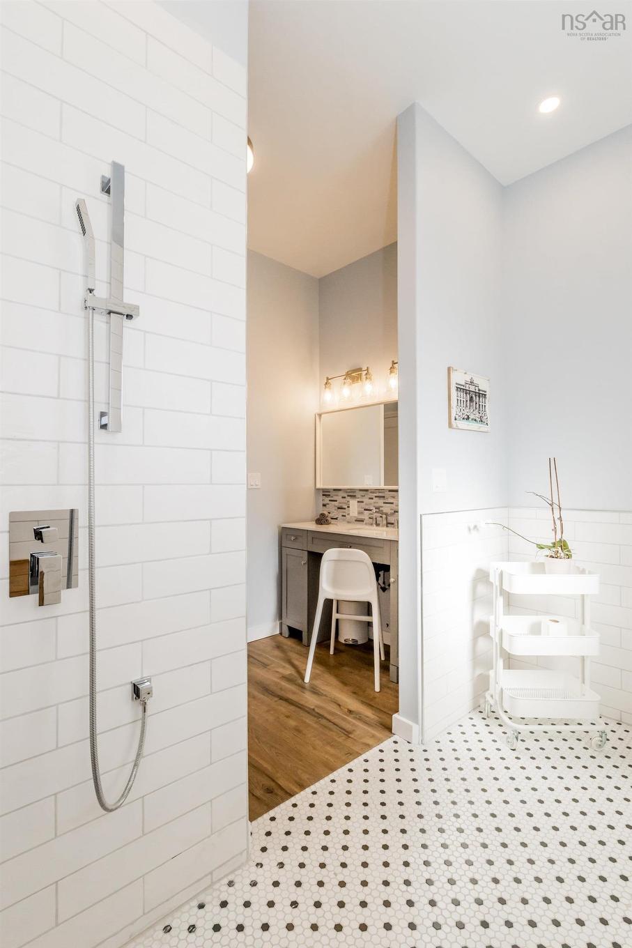 17 Mckenna Street, Bridgetown, NS