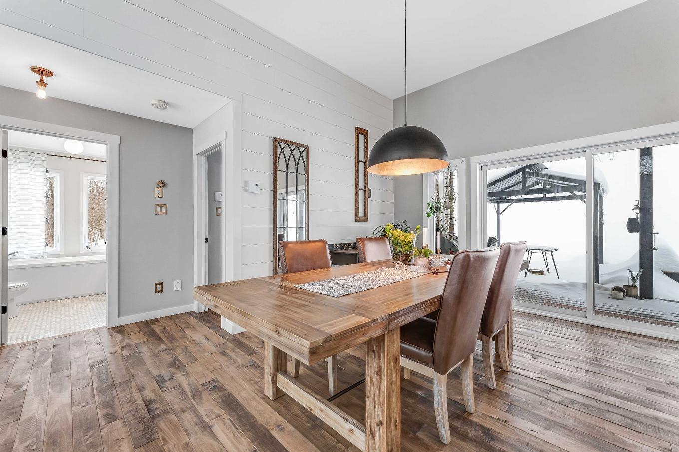 Dining room - 118 Ch. Jos-Montferrand, L'Ange-Gardien, QC - Indoor Photo Showing Dining Room