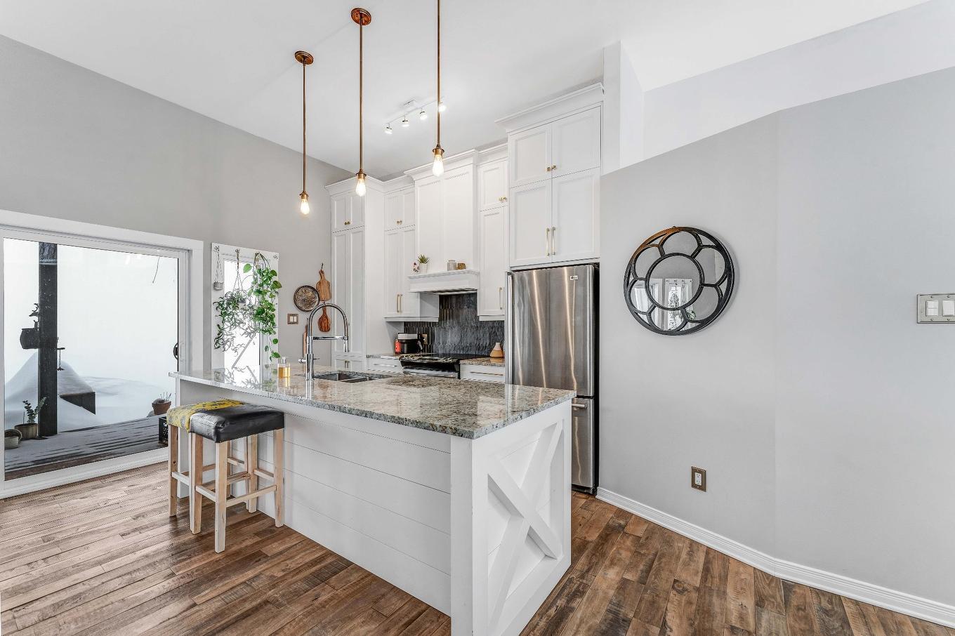 Kitchen - 118 Ch. Jos-Montferrand, L'Ange-Gardien, QC - Indoor Photo Showing Kitchen With Upgraded Kitchen