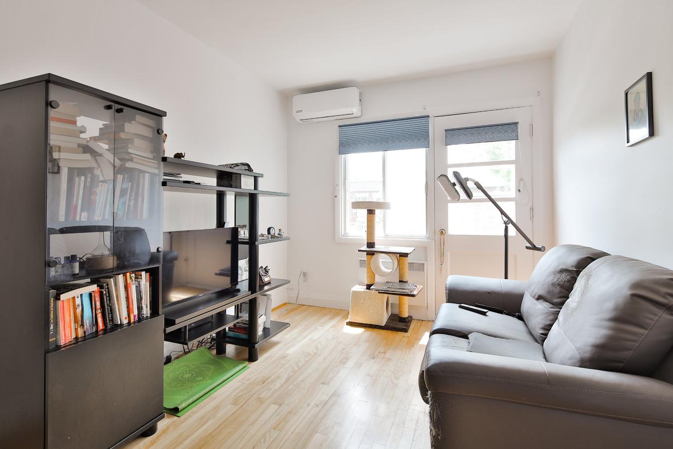 Living room - 4413 Av. D'Orléans, Montréal (Rosemont/La Petite-Patrie), QC - Indoor