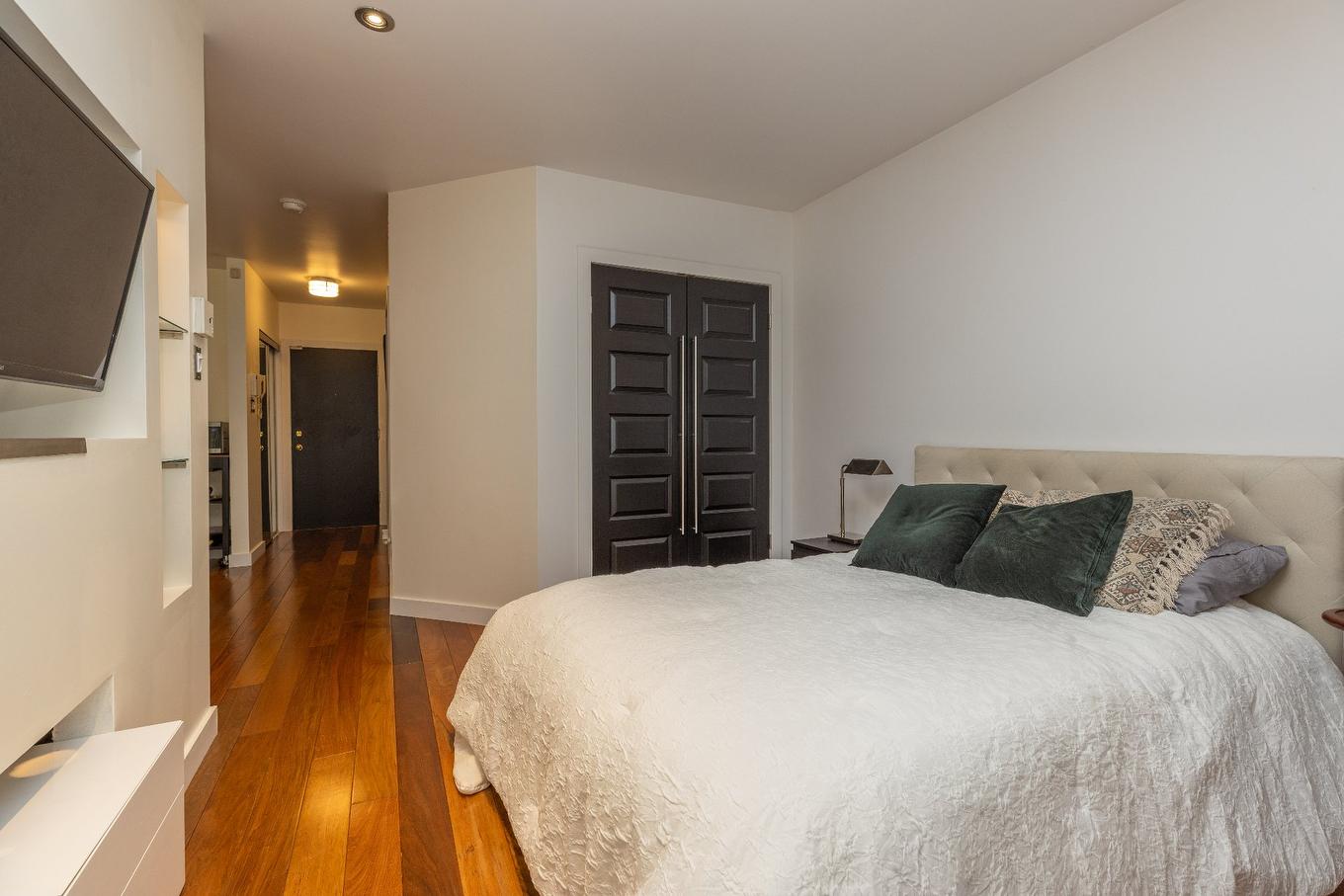 Chambre à coucher - 56-7075 Rue Bombardier, Montréal (Anjou), QC - Indoor Photo Showing Bedroom