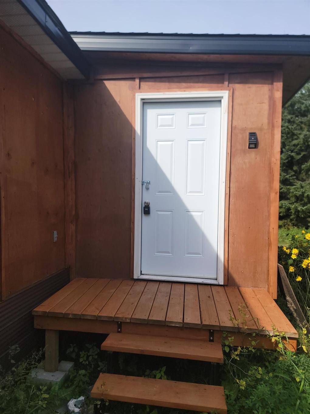 37 Jewett Rd, Stratton, ON - With Exterior