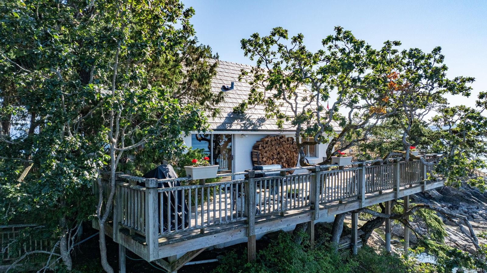 273 Coal Point Lane, North Saanich, BC