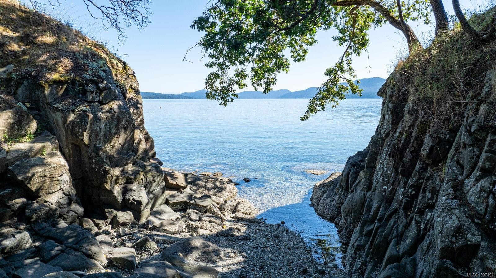 273 Coal Point Lane, North Saanich, BC