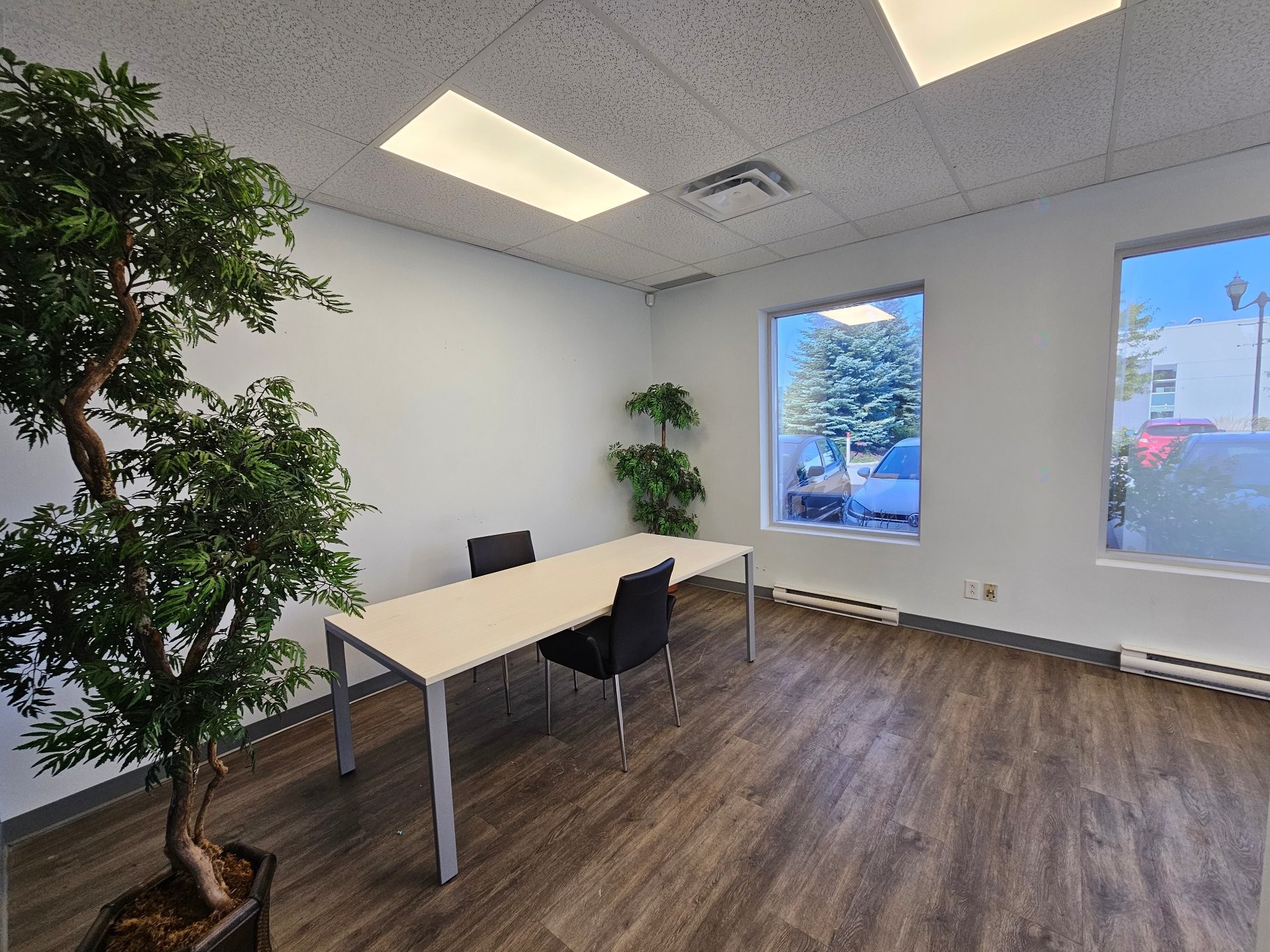 Bureau - 106-1180 - 1190 Rue Lévis, Terrebonne (Lachenaie), QC - Indoor Photo Showing Other Room
