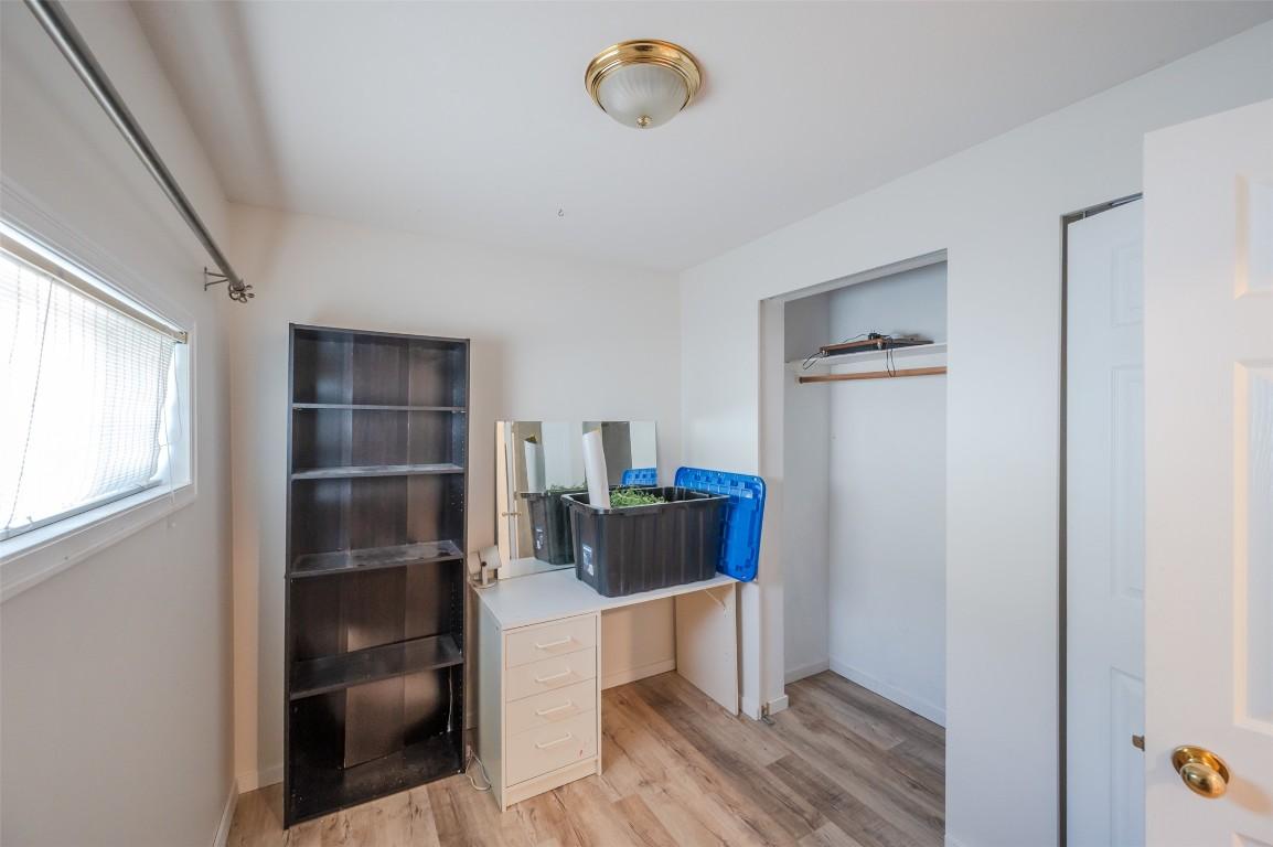 468 Wade Avenue, Penticton, BC - Indoor