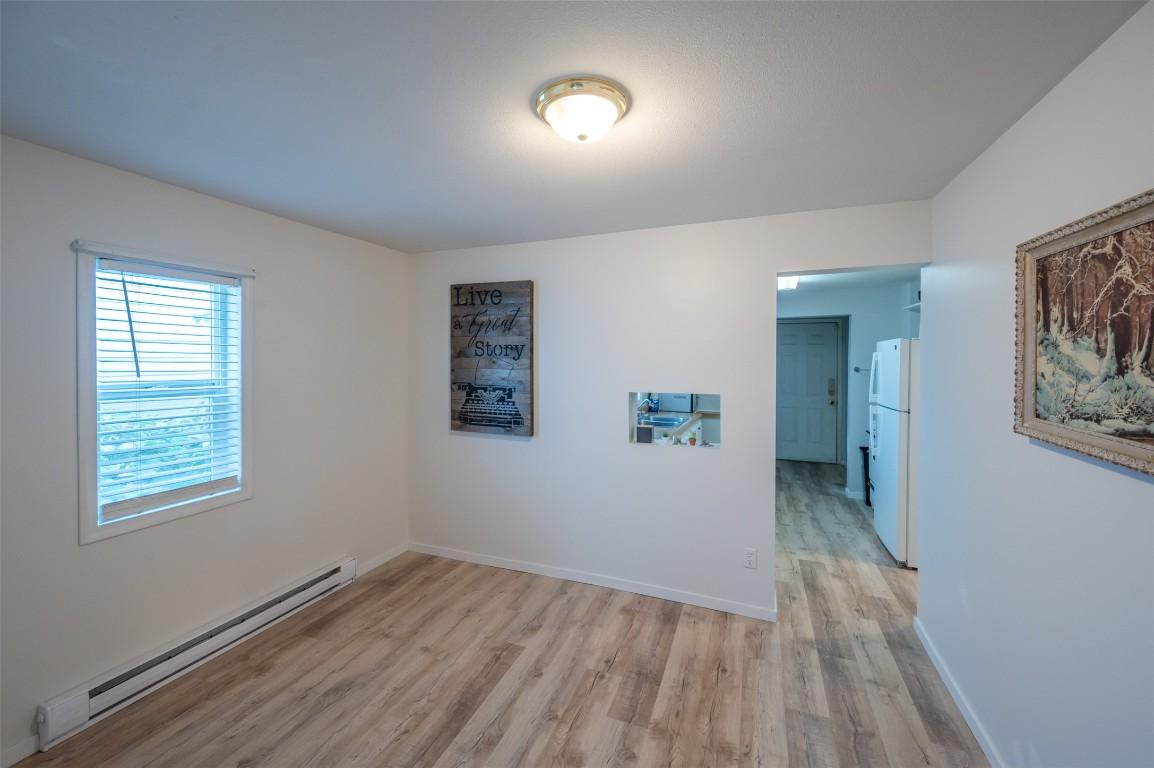 468 Wade Avenue, Penticton, BC - Indoor Photo Showing Other Room