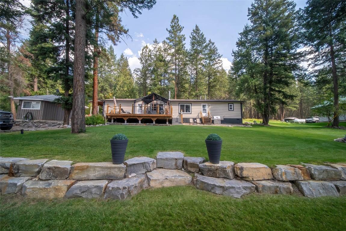 6524 Mcdonald Loop Road, Grasmere, BC