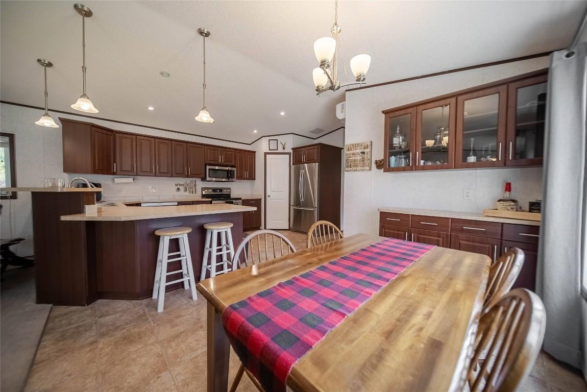 6524 Mcdonald Loop Road, Grasmere, BC