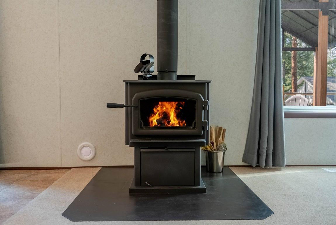 6524 Mcdonald Loop Road, Grasmere, BC