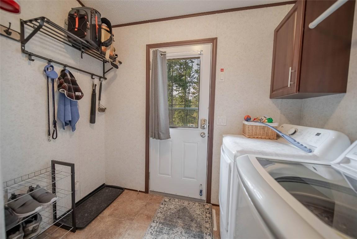 6524 Mcdonald Loop Road, Grasmere, BC