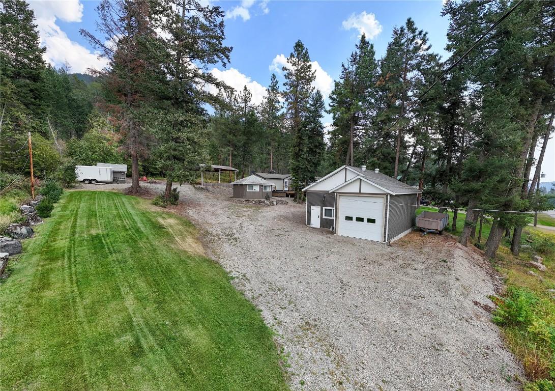 6524 Mcdonald Loop Road, Grasmere, BC