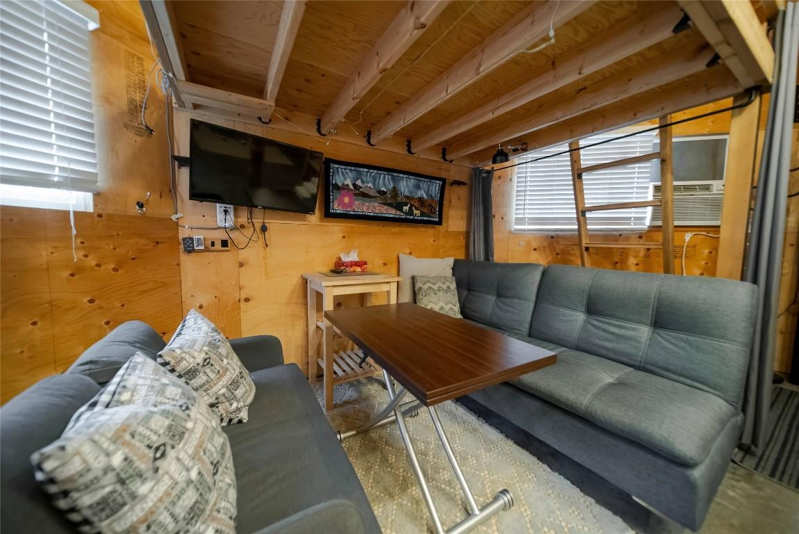 6524 Mcdonald Loop Road, Grasmere, BC