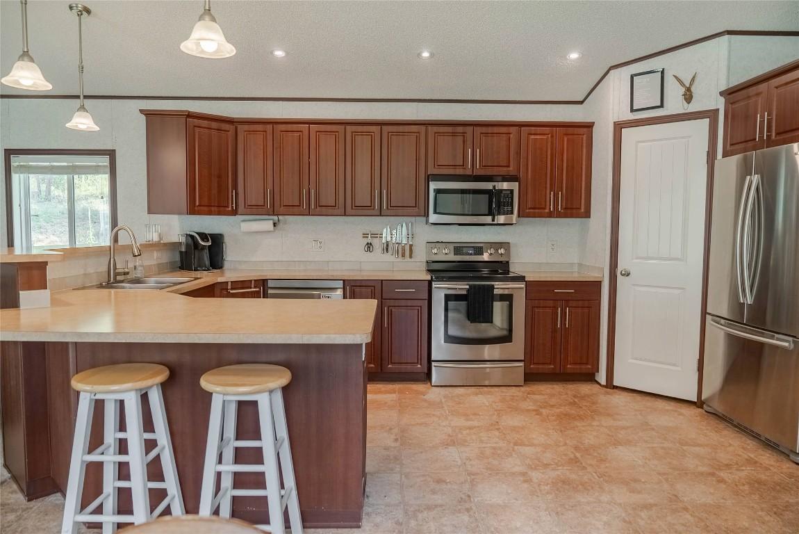 6524 Mcdonald Loop Road, Grasmere, BC