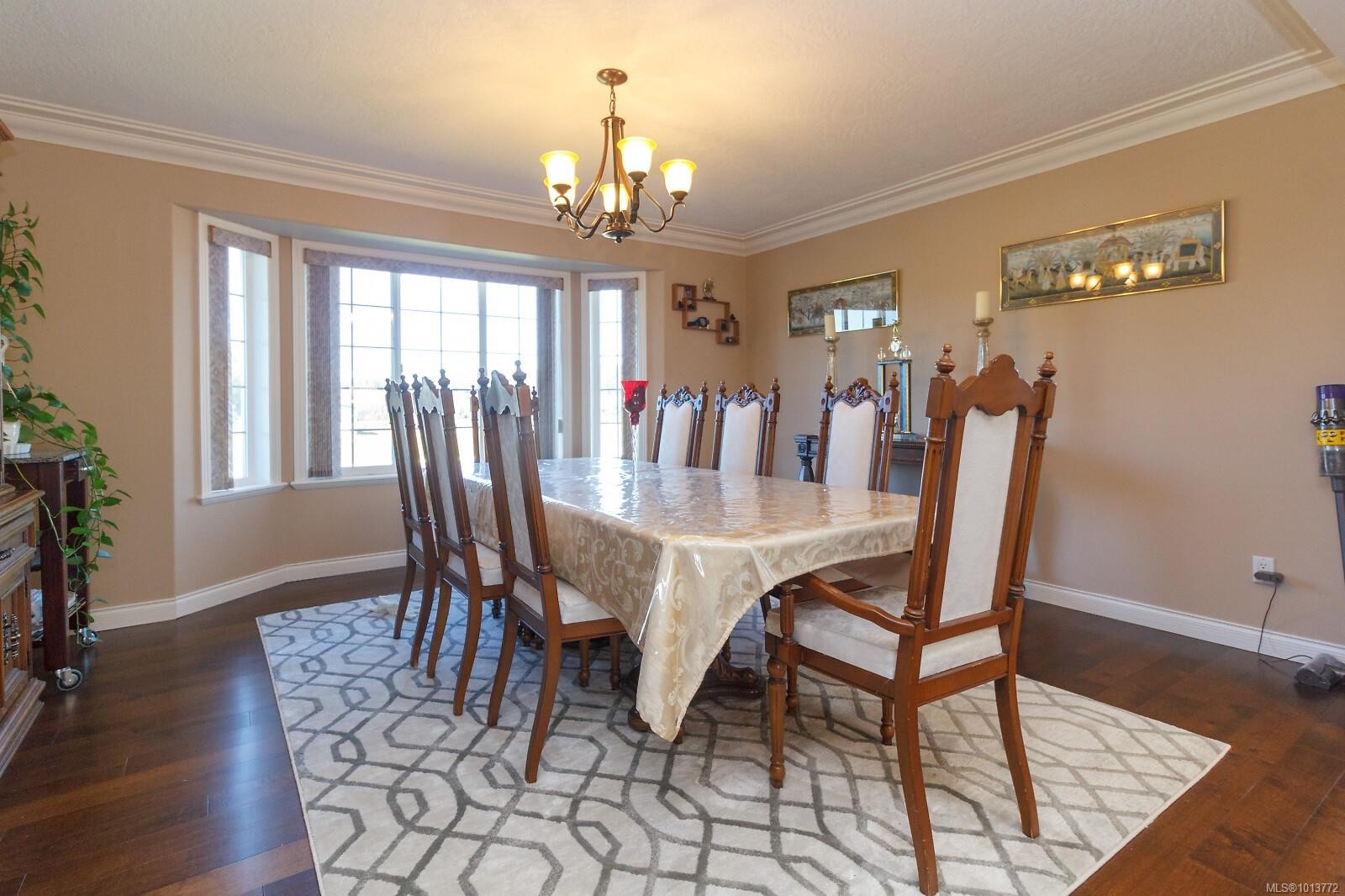 7112 Puckle Rd, Central Saanich, BC