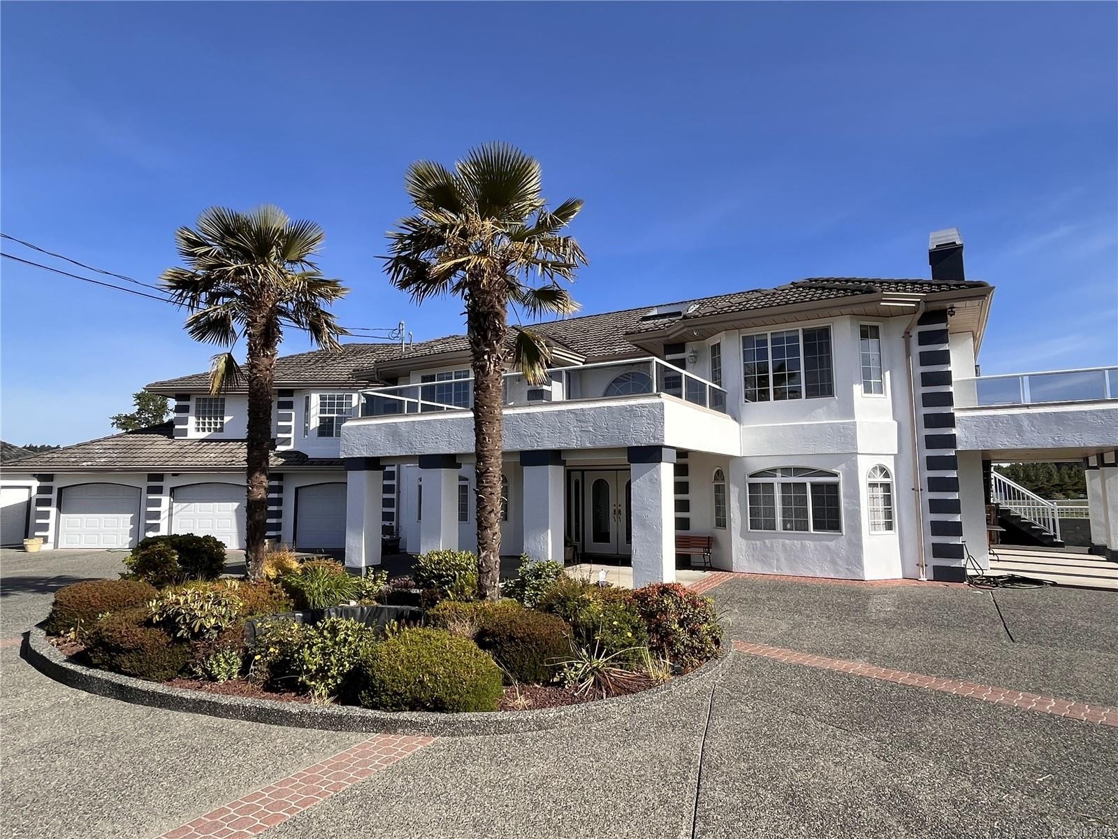 7112 Puckle Rd, Central Saanich, BC