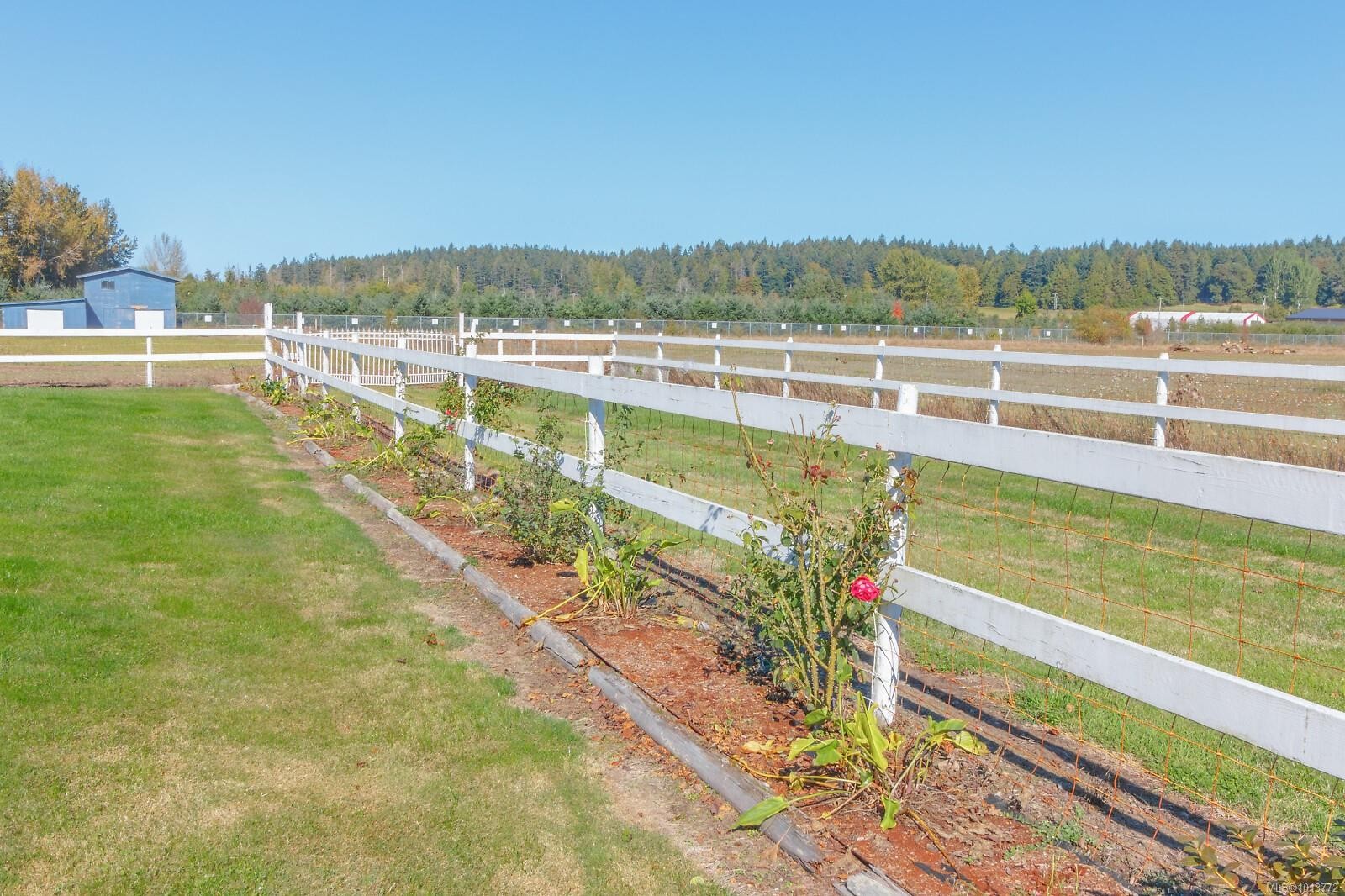 7112 Puckle Rd, Central Saanich, BC