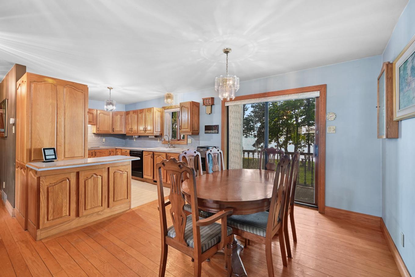 Dinette - 578 Av. Missisquoi, Venise-En-Québec, QC - Indoor Photo Showing Dining Room