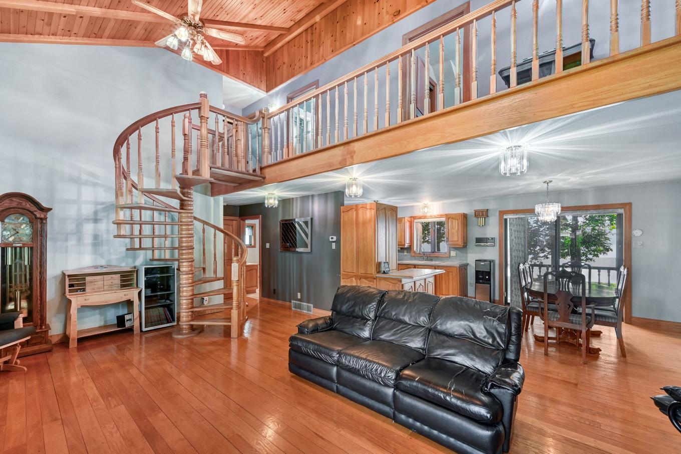 Living room - 578 Av. Missisquoi, Venise-En-Québec, QC - Indoor