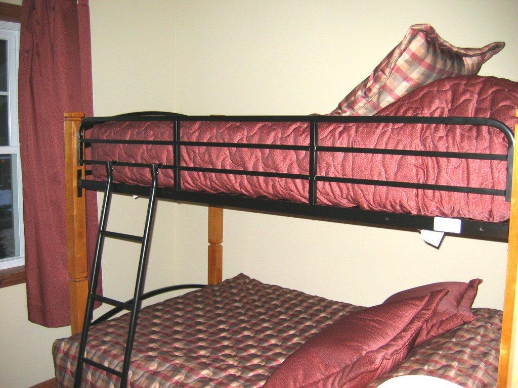 Bedroom - 10-185 Rue Du Mont-Plaisant, Mont-Tremblant, QC - Indoor Photo Showing Bedroom