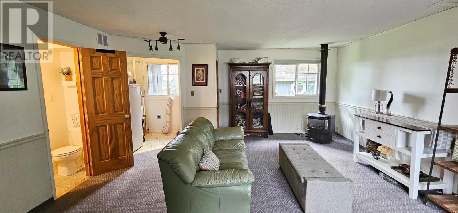 3 Hecla St, Bruce Mines, ON - Indoor