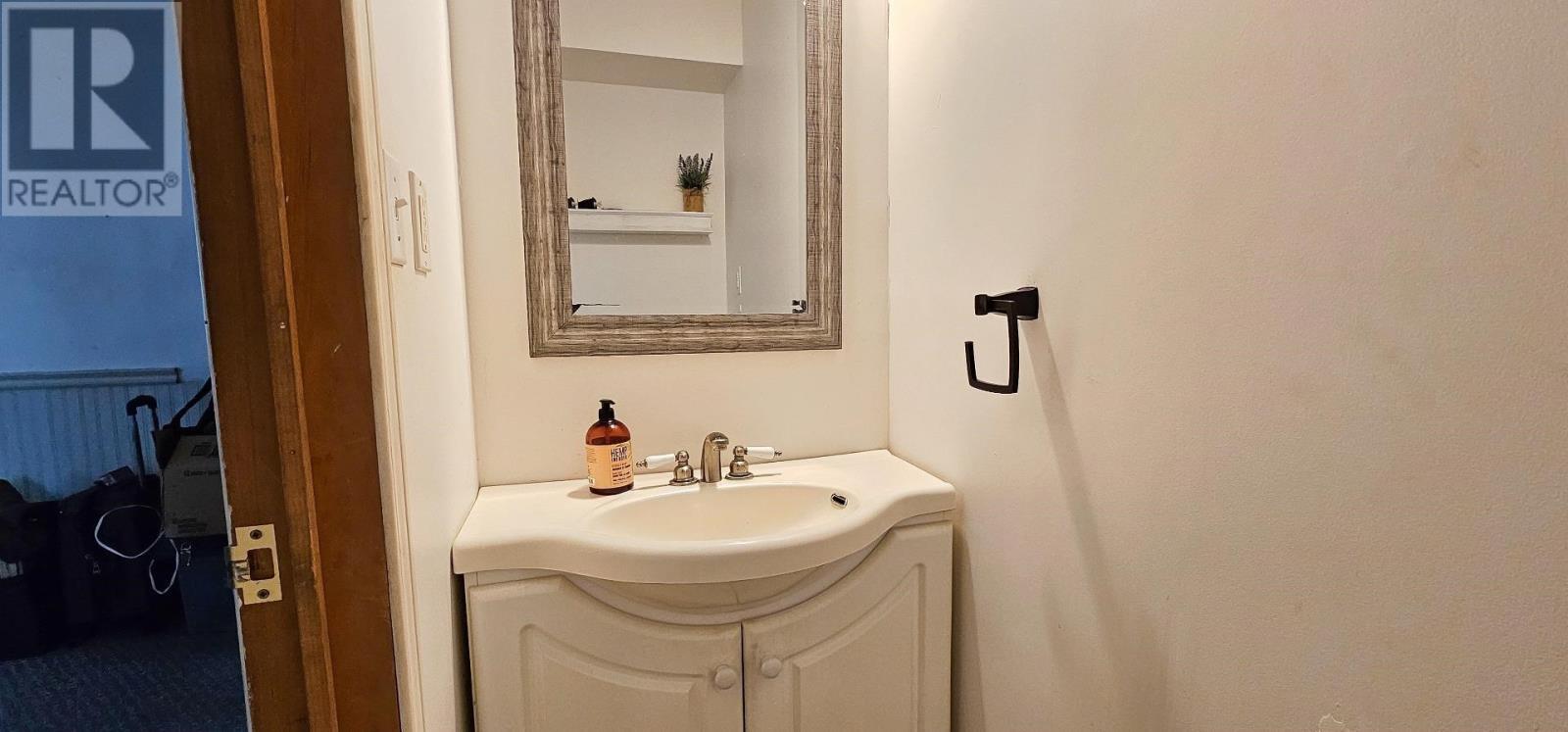 3 Hecla St, Bruce Mines, ON - Indoor Photo Showing Bathroom