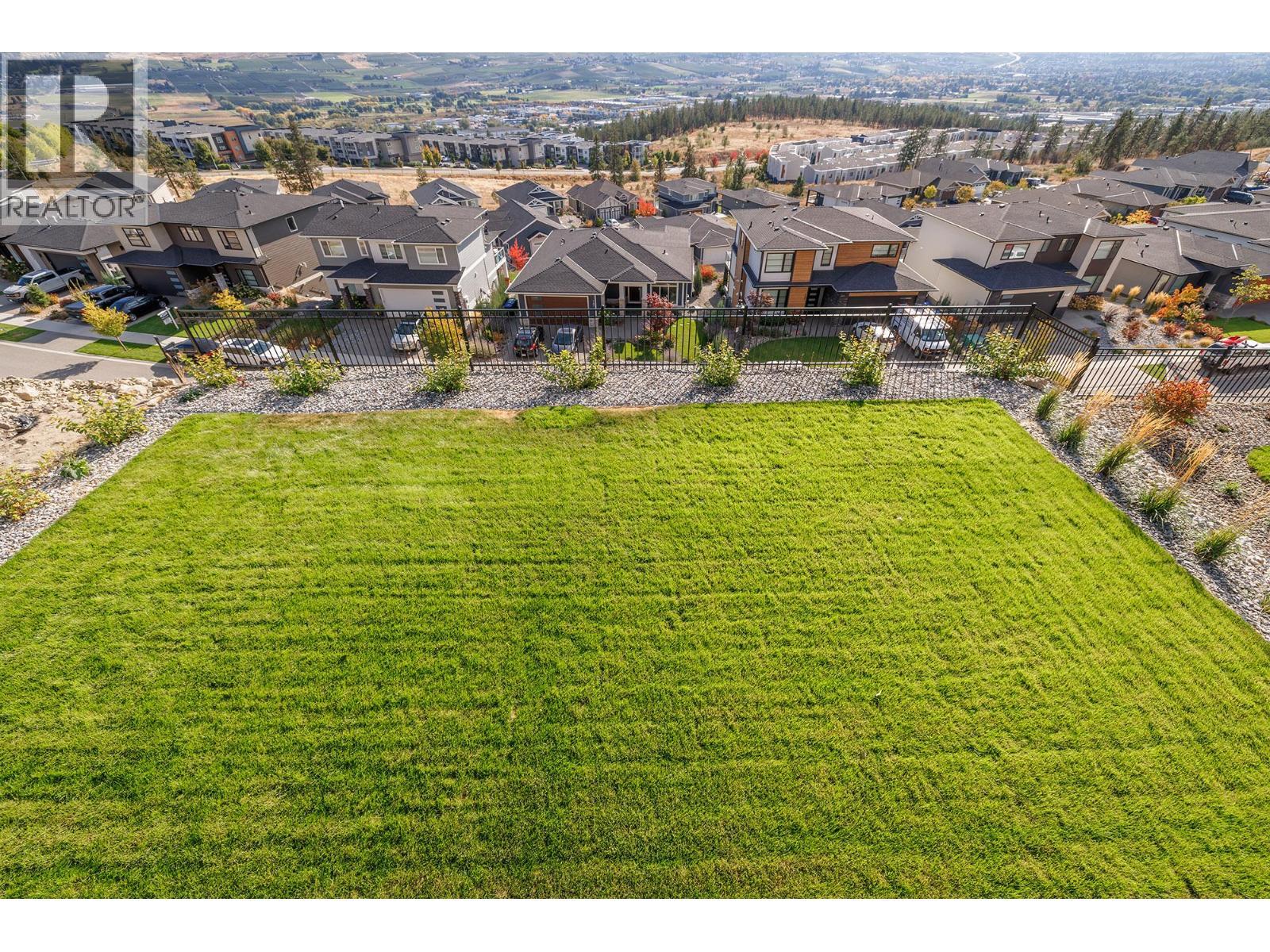 789 Carleton Street, Kelowna, BC - Outdoor With View