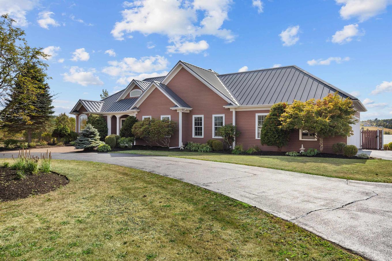 206 Alexander Drive, Clyde River, PE