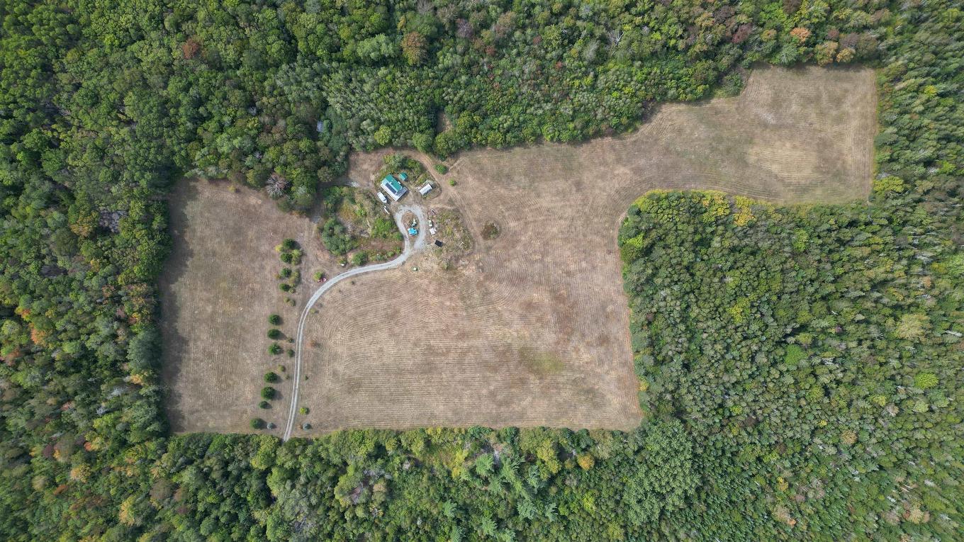 588 Sunset Drive, Lansdowne, NS