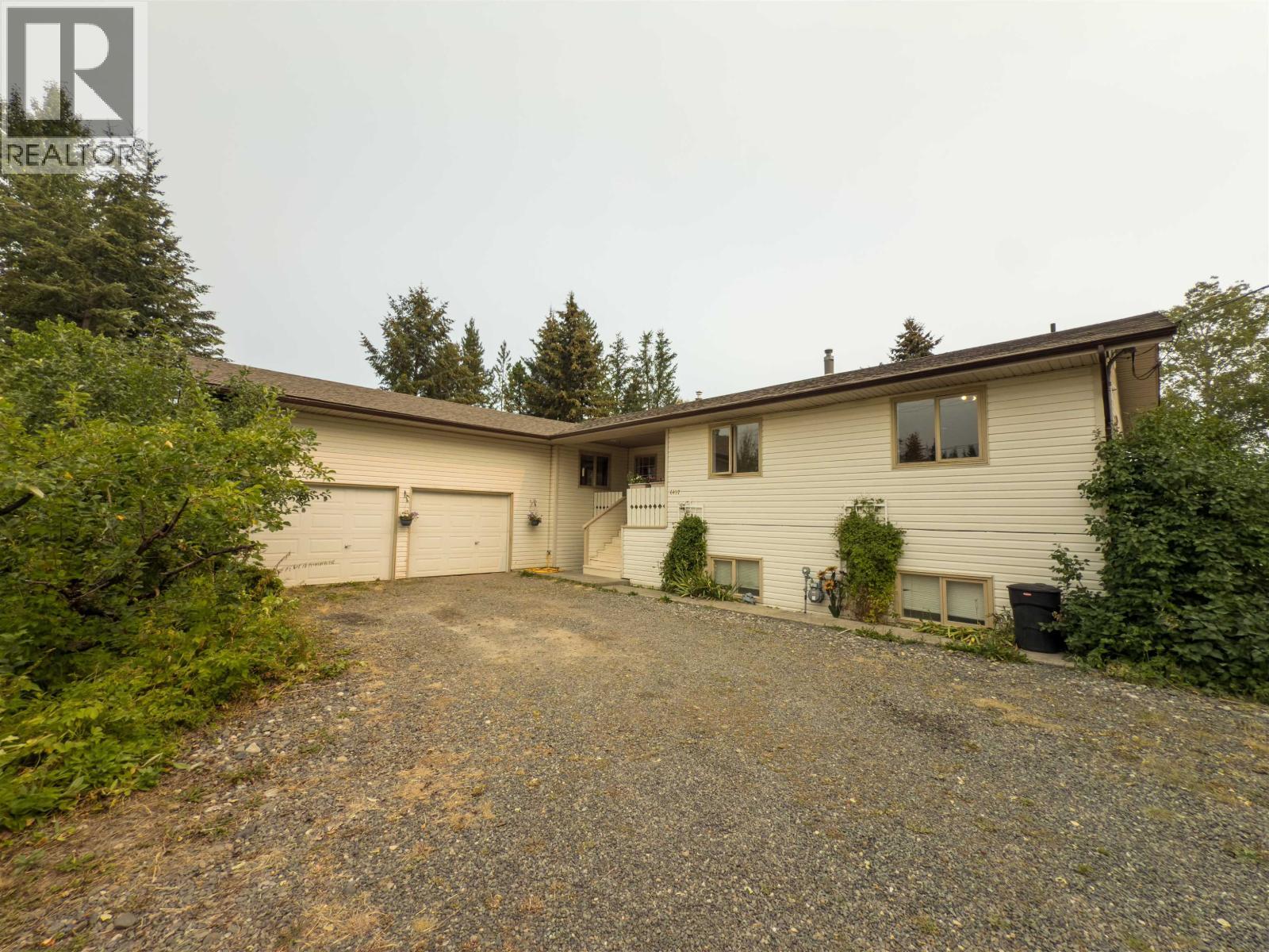 6497 Grey Crescent, Horse Lake, BC - Outdoor