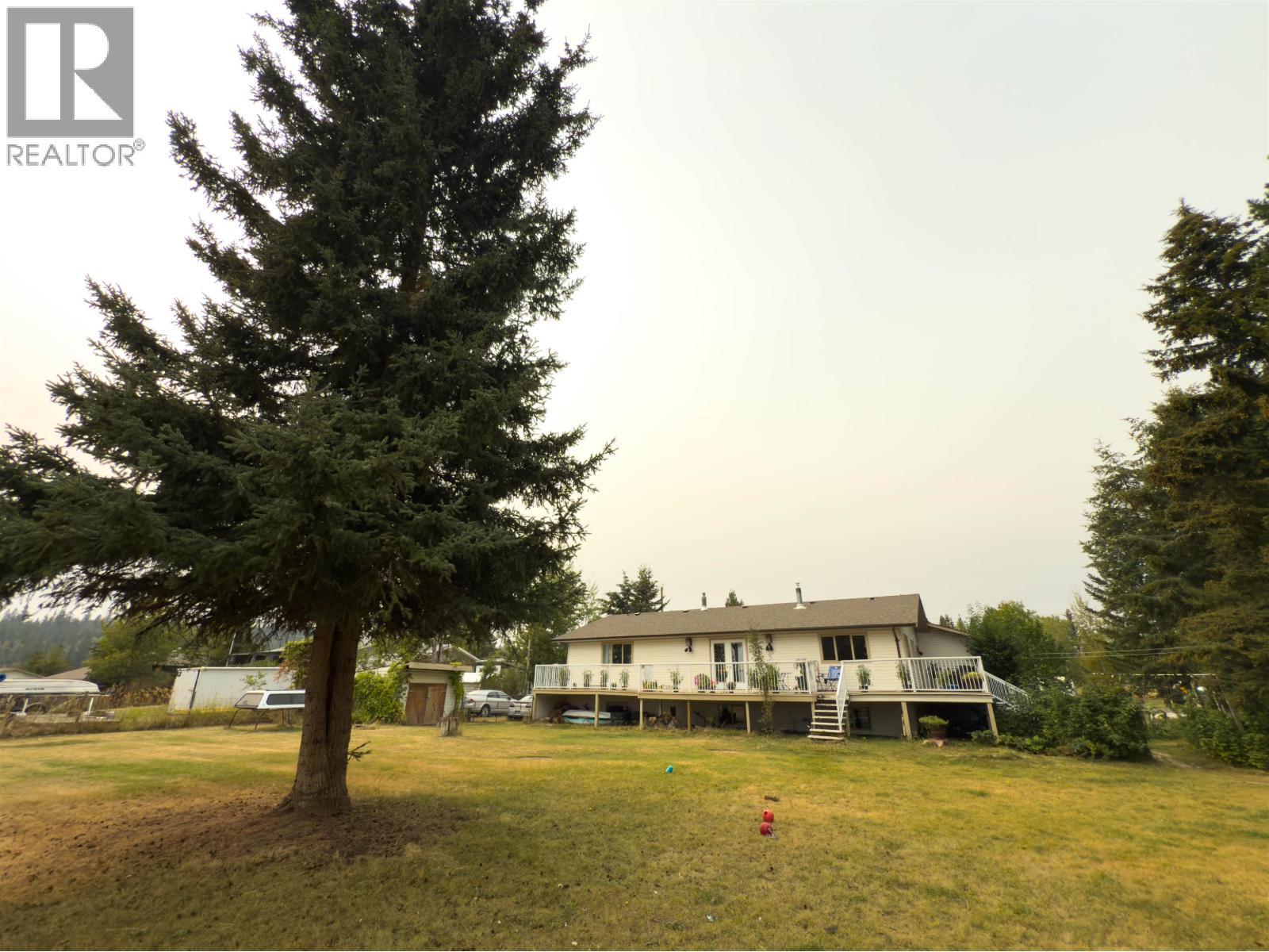 6497 Grey Crescent, Horse Lake, BC - Outdoor With Deck Patio Veranda