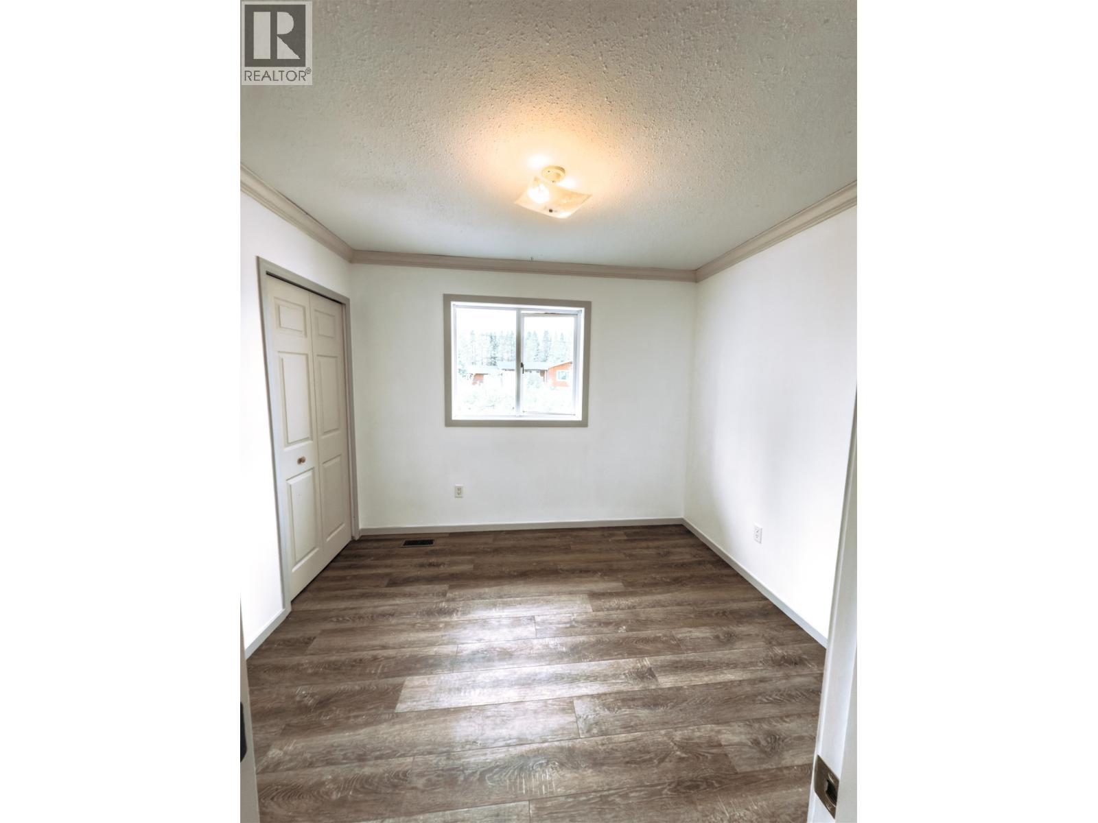 6497 Grey Crescent, Horse Lake, BC - Indoor Photo Showing Other Room