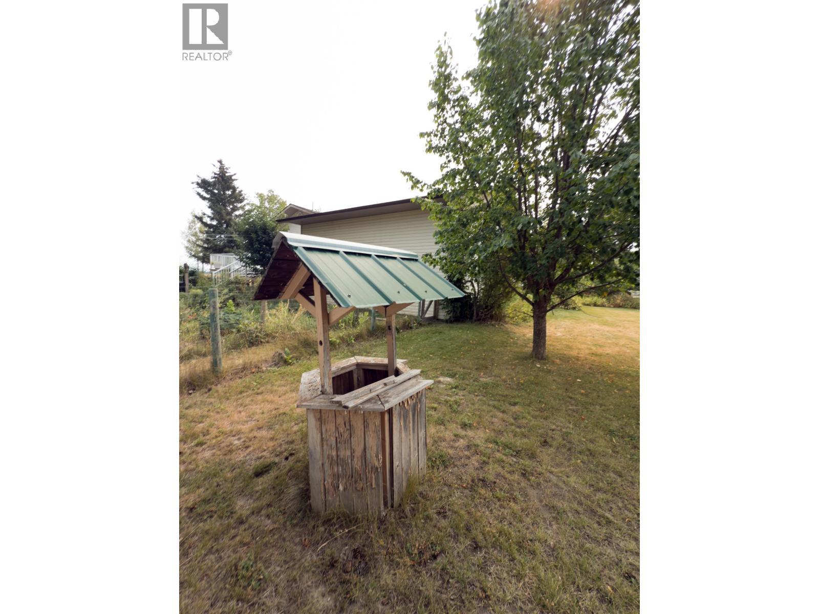 6497 Grey Crescent, Horse Lake, BC - Outdoor