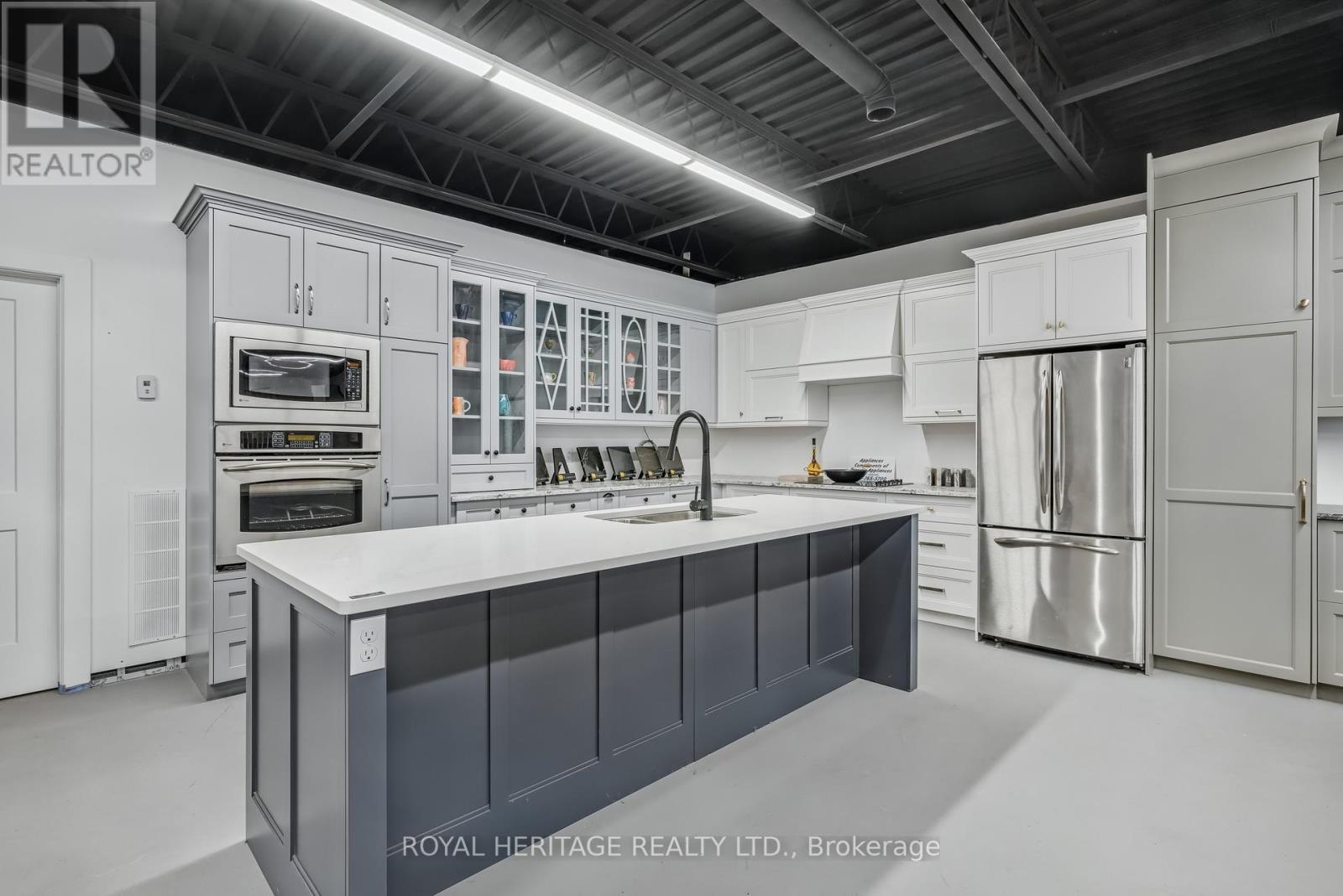 45 Cairns Crescent, Huntsville, ON