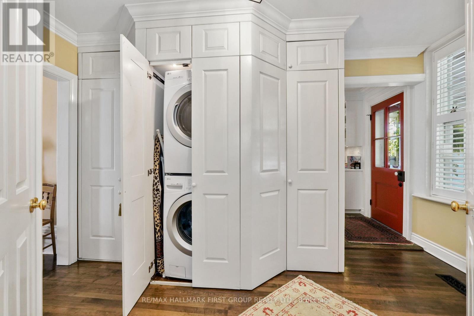 64 Augusta Street, Port Hope, ON - Indoor Photo Showing Laundry Room