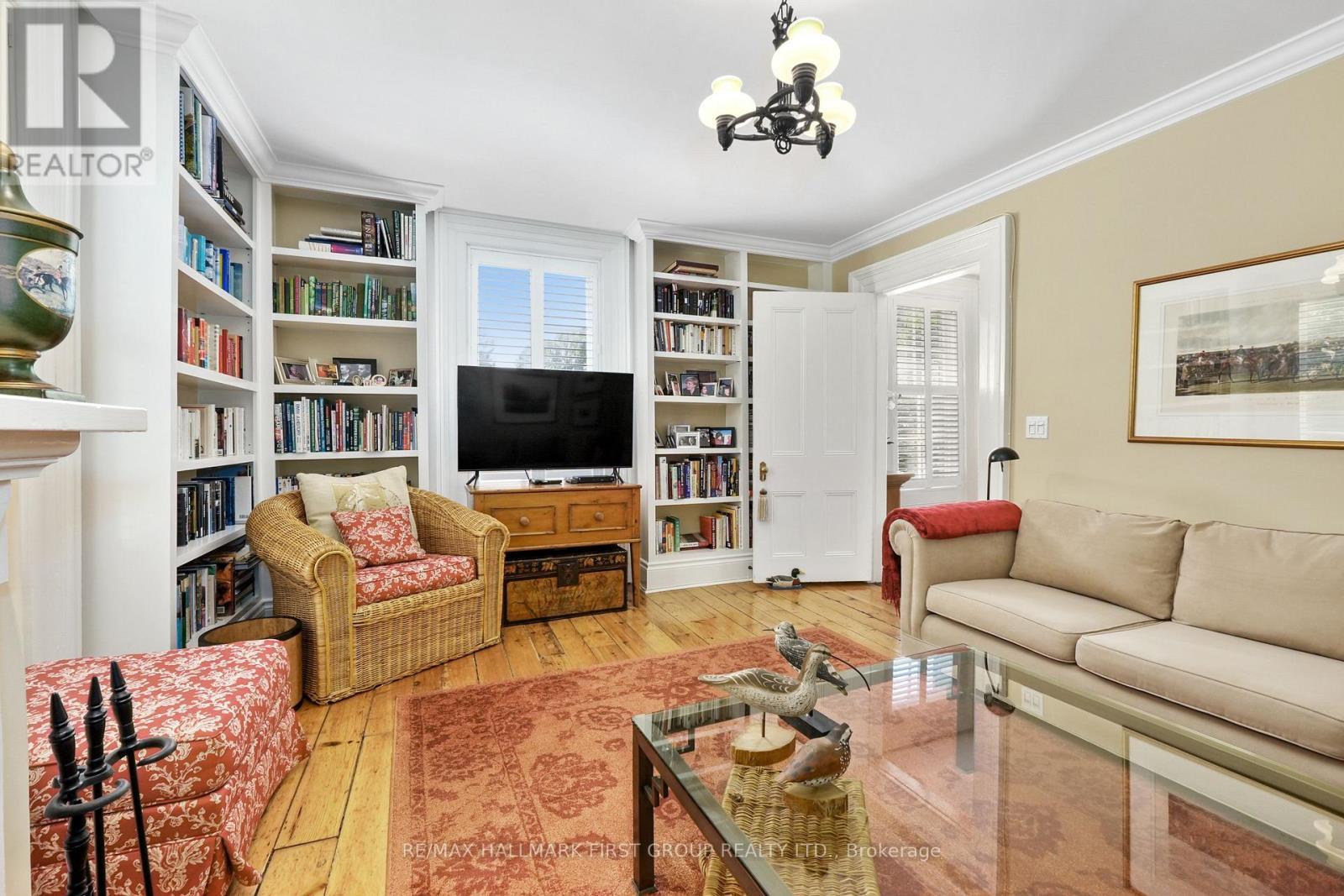 64 Augusta Street, Port Hope, ON - Indoor Photo Showing Living Room