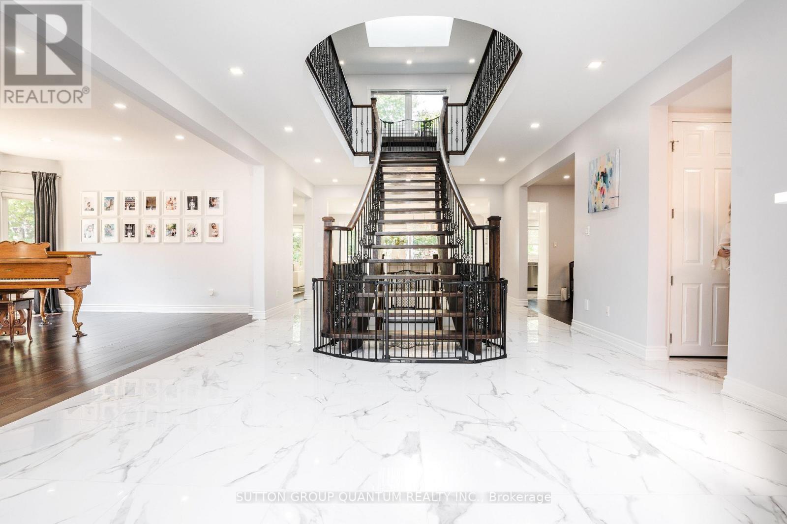 1451 Indian Road, Mississauga, ON - Indoor Photo Showing Other Room