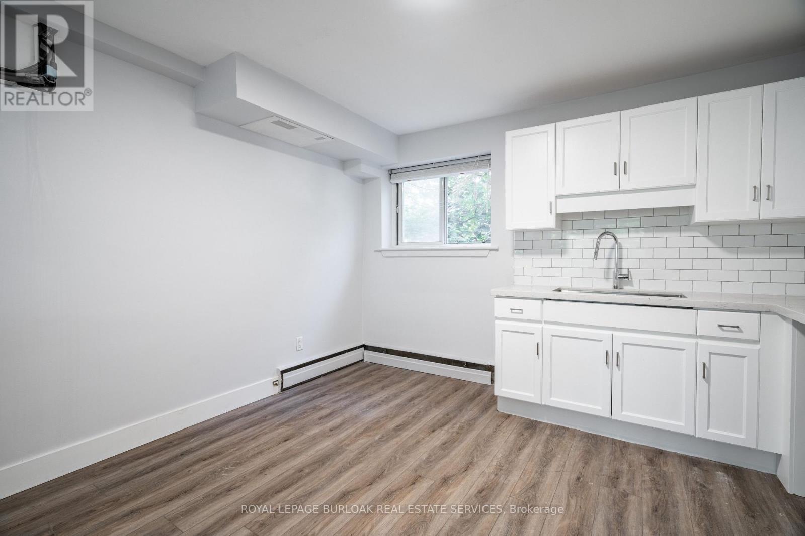 4 - 2161 Ghent Avenue, Burlington, ON - Indoor