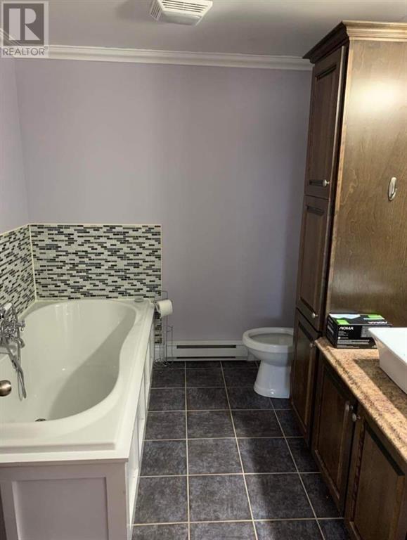 10 Crestview Heights, Marystown, NL - Indoor Photo Showing Bathroom