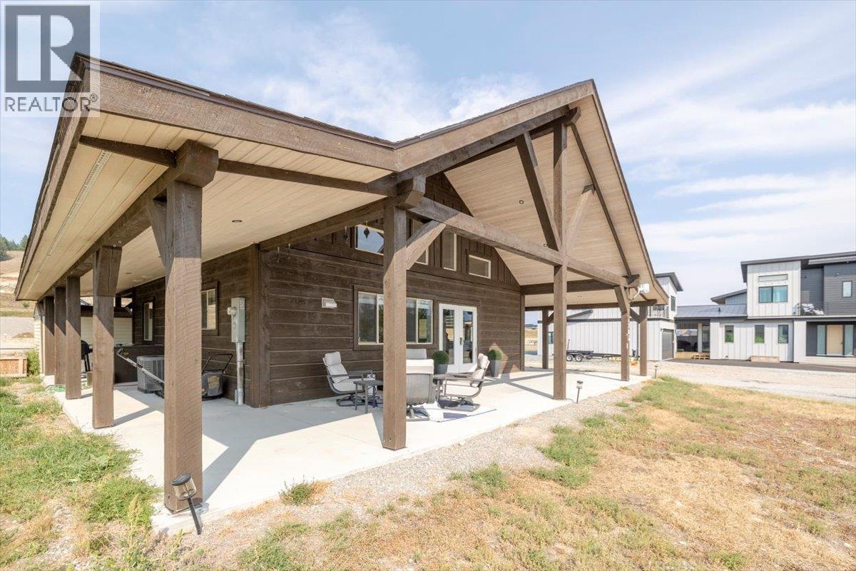 1705 Koocanusa Lake Drive, Lake Koocanusa, BC - Outdoor