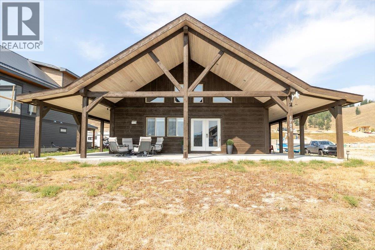 1705 Koocanusa Lake Drive, Lake Koocanusa, BC - Outdoor With Deck Patio Veranda