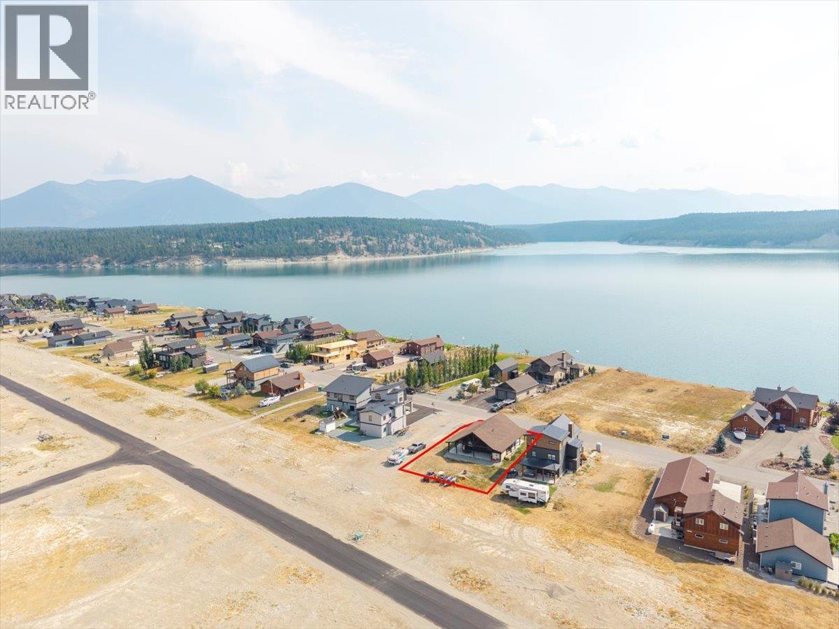 1705 Koocanusa Lake Drive, Lake Koocanusa, BC - Outdoor With Body Of Water With View