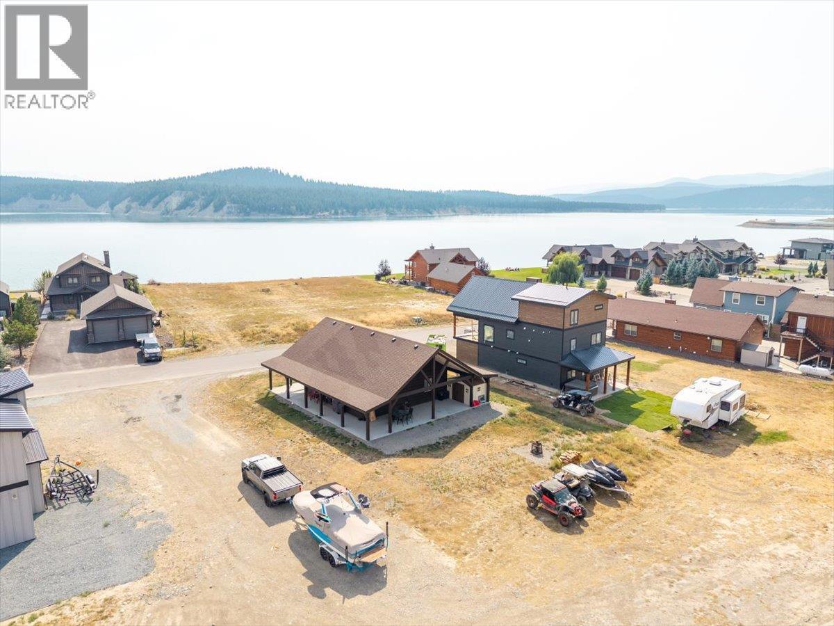 1705 Koocanusa Lake Drive, Lake Koocanusa, BC - Outdoor With Body Of Water With View