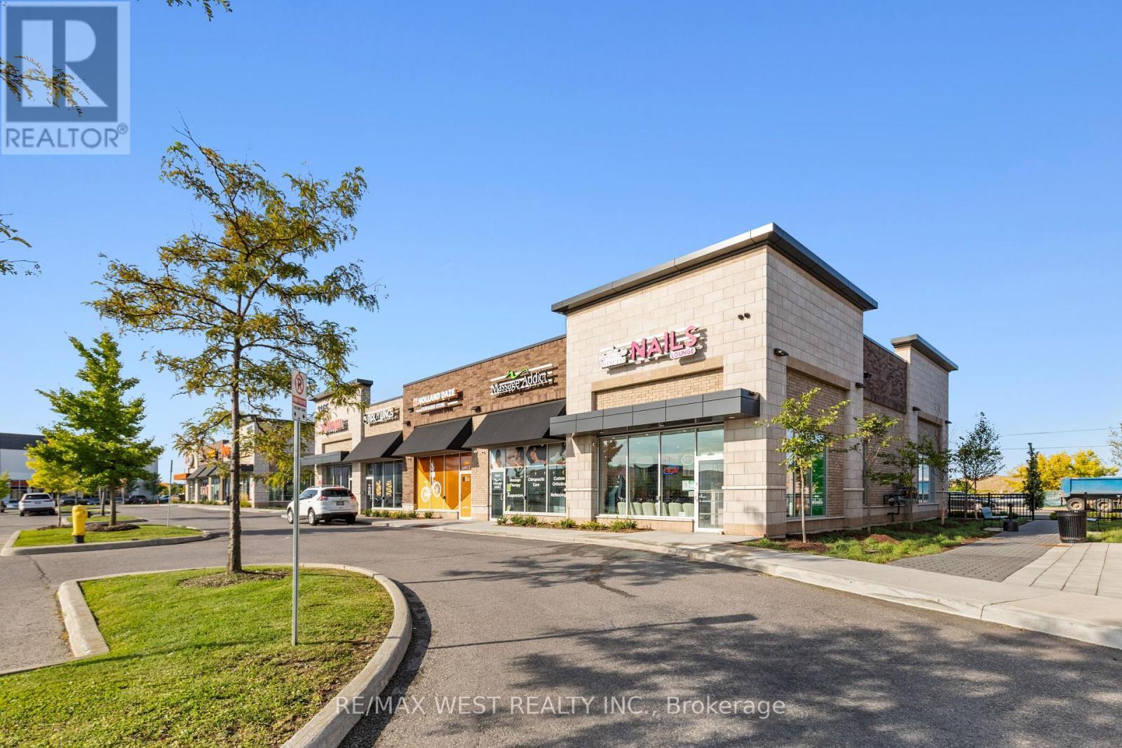 C5 - 3165 Markham Road, Toronto, ON