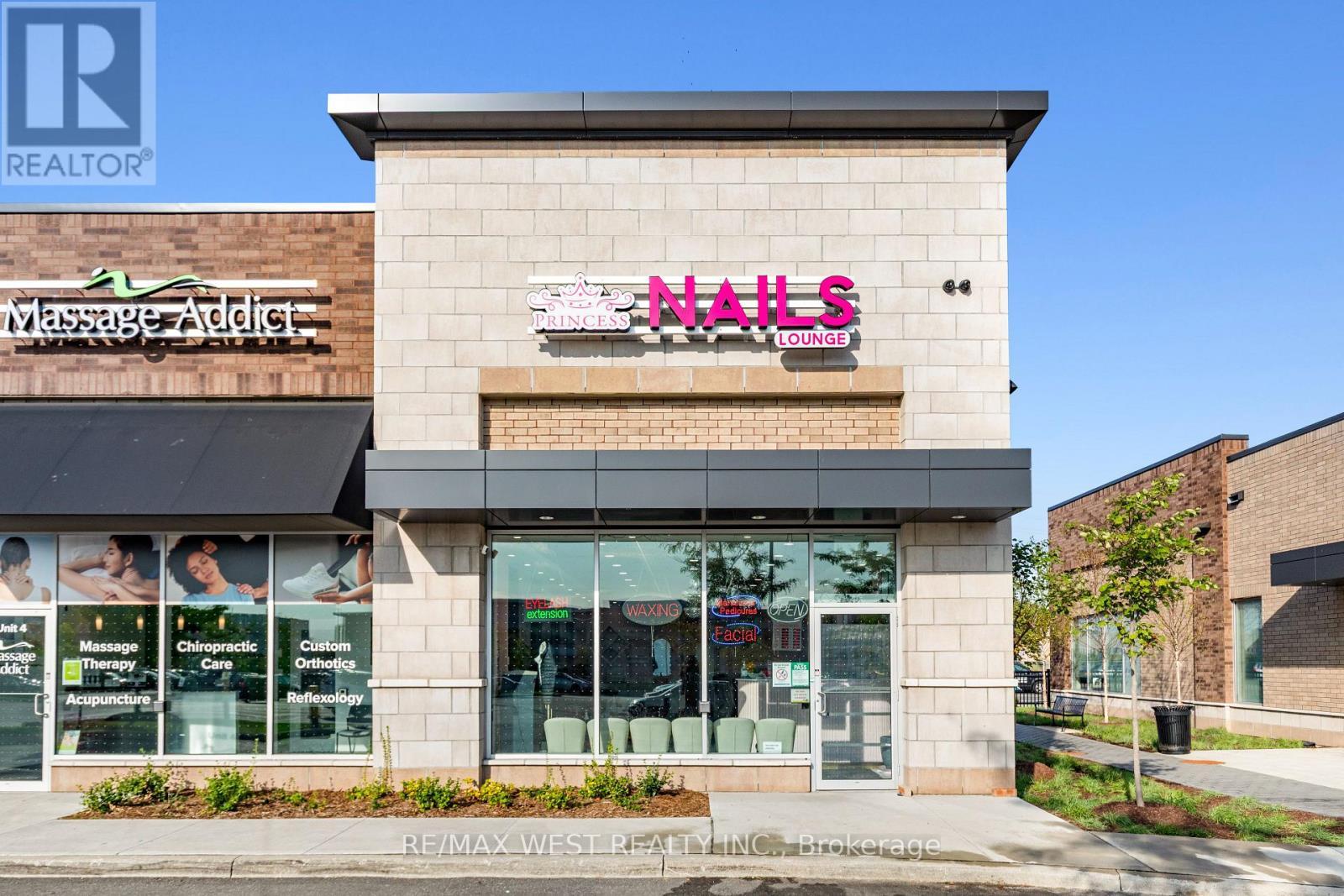 C5 - 3165 Markham Road, Toronto, ON