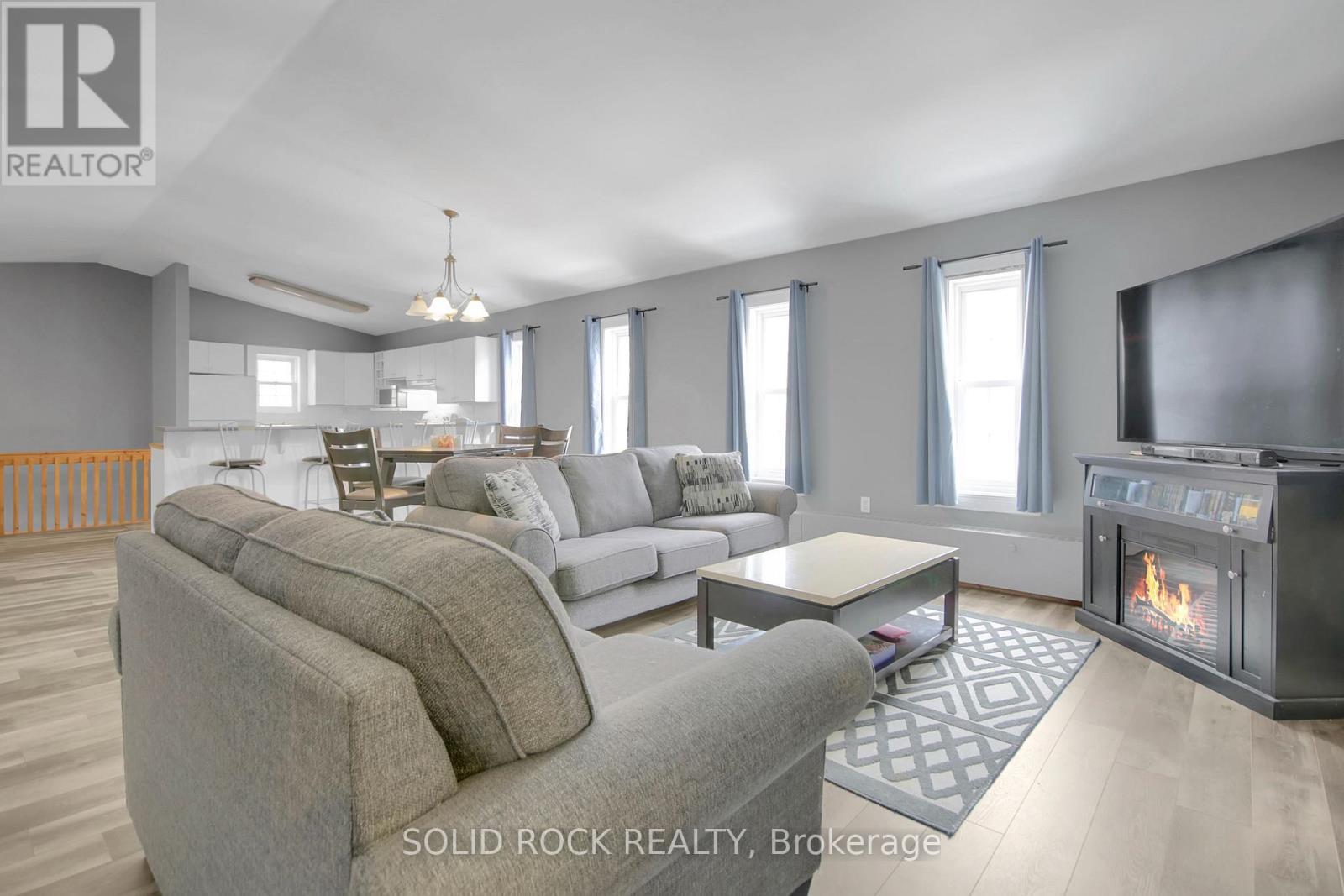 2855A Highway 132 Road, Admaston/Bromley, ON - Indoor Photo Showing Living Room With Fireplace