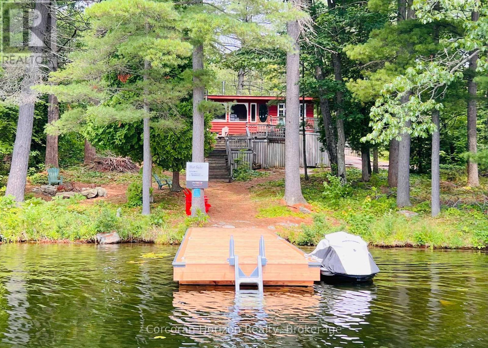 162 Winding Way, Georgian Bay (Baxter), ON - Outdoor With Body Of Water