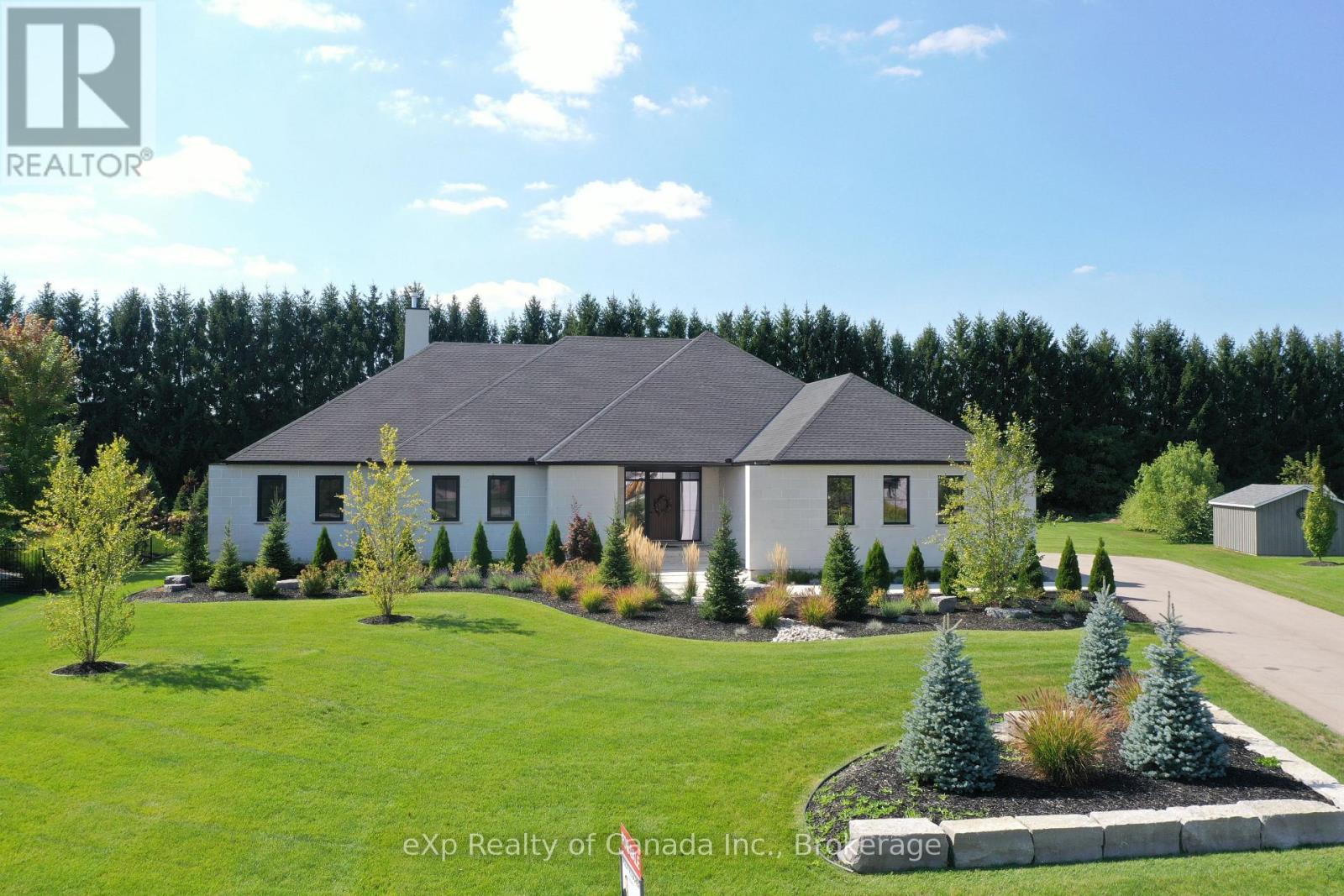 33 August Crescent, Norwich, ON - Outdoor