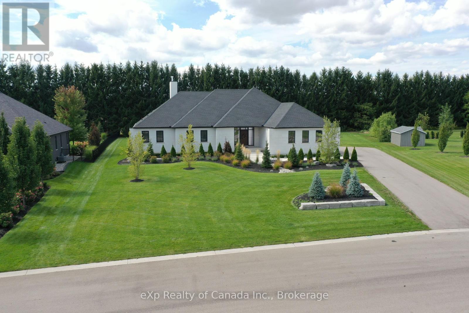 33 August Crescent, Norwich, ON - Outdoor