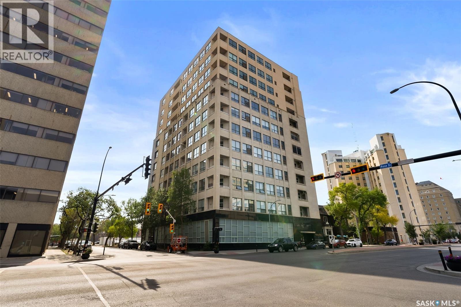 703 1901 Victoria Avenue, Regina, SK - Outdoor With Balcony With Facade
